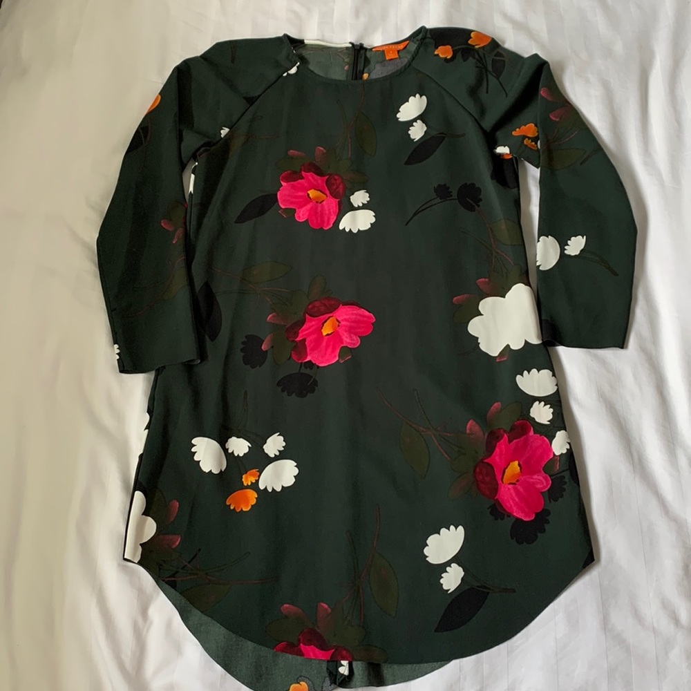 Joe Fresh deep green large floral raglan sleeve A line dress EUC